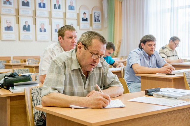 Новый век курсы. Переквалификация. Учеба длиною в жизнь.